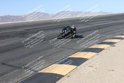 media/May-25-2025-TrackXperience (Sun) [[393a69de75]]/Level 2/Session 2 (Bowl)/